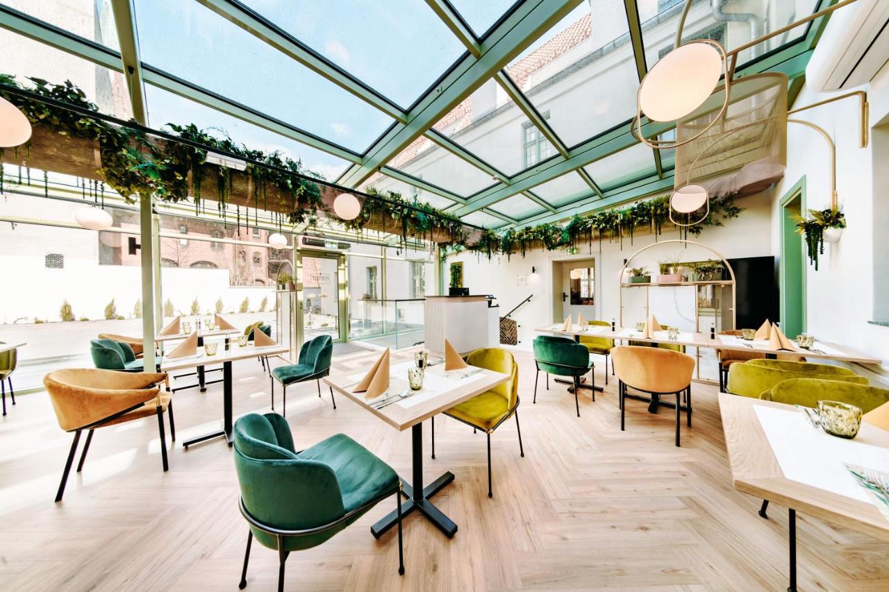 Hotel Eter Torun Luaran gambar