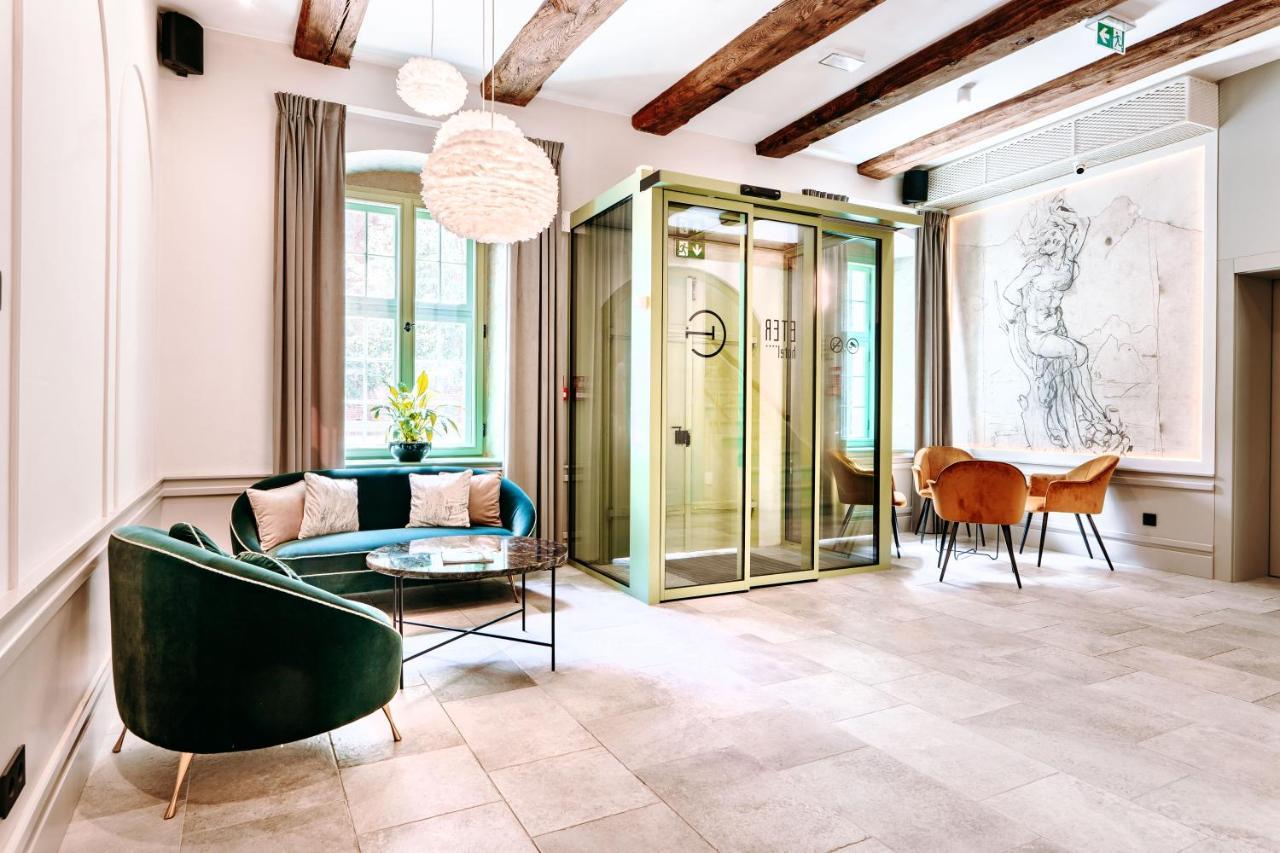 Hotel Eter Torun Luaran gambar